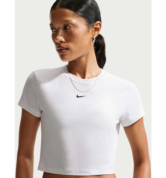 NIKE Women's Cropped T-shirt Sportswear Chill Knit på