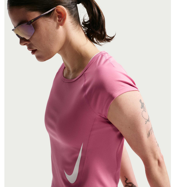 NIKE Women's Dri-fit Cap-sleeve Running Top Tempo Swoosh på