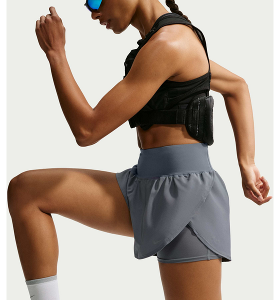 NIKE Women's Dri-fit High-waisted 2-in-1 Running Shorts Flow på