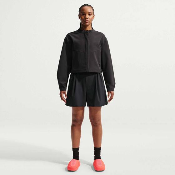 NIKE Women's Dri-fit High-waisted Shorts 24.7 Perfectstretch på