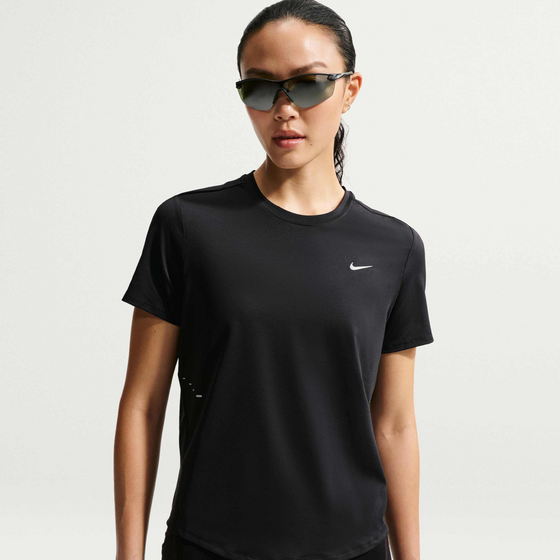 NIKE Women's Dri-fit Short-sleeve Running Top Swift på