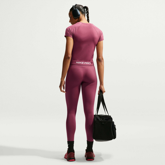 NIKE Women's Dri-fit T-shirt Pro Seamless på