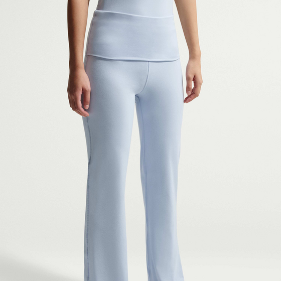NIKE Women's Flared Trousers Sportswear på