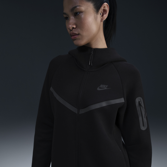 NIKE Women's Full-zip Hoodie Sportswear Tech Fleece Windrunner på