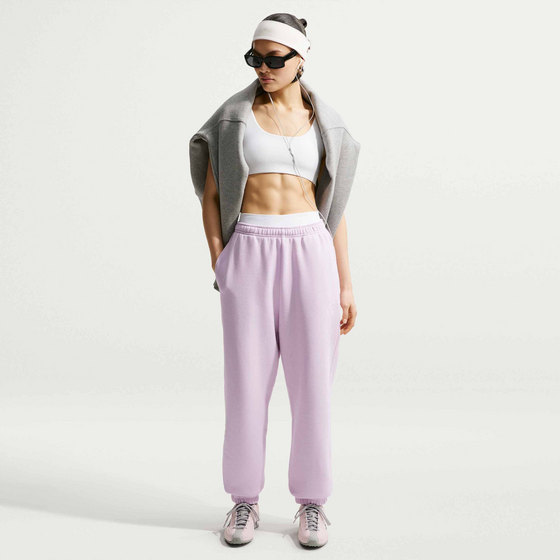 NIKE Women's High-rise Oversized Cuffed Trousers Studio Fleece Medium Weight på