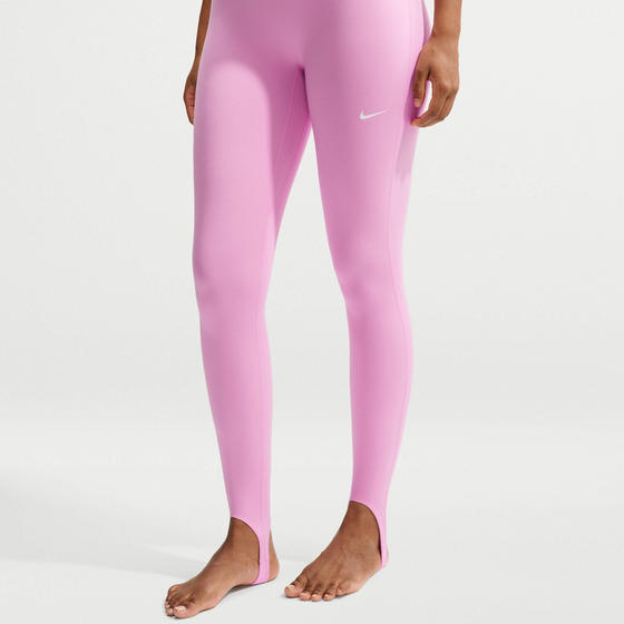 NIKE Women's High-waisted Full-length Stirrup Leggings One på