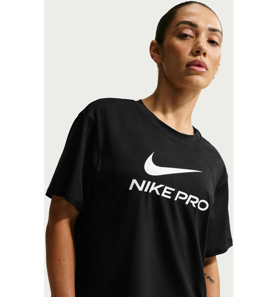 NIKE Women's Loose T-shirt Pro på