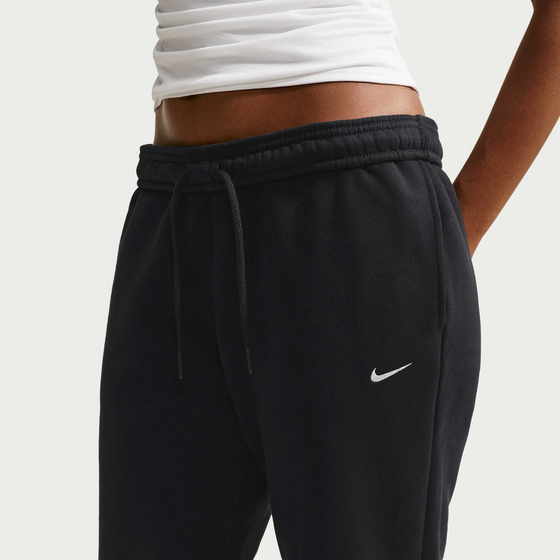 NIKE Women's Mid-rise Cuffed Trousers Studio Fleece Medium Weight på