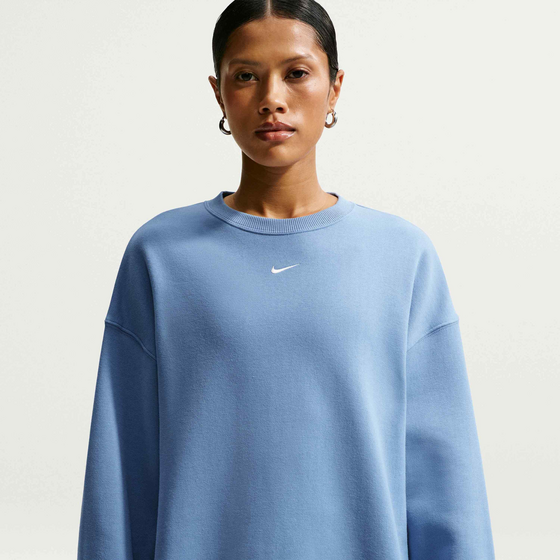 NIKE Women's Oversized Crew Studio Fleece Medium Weight på