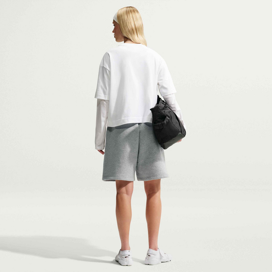 NIKE Women's Oversized High-rise Shorts Studio Fleece Medium Weight på