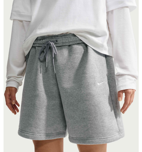 NIKE Women's Oversized High-rise Shorts Studio Fleece Medium Weight på