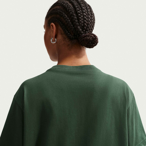 NIKE Women's Oversized Short-sleeve T-shirt Sportswear på