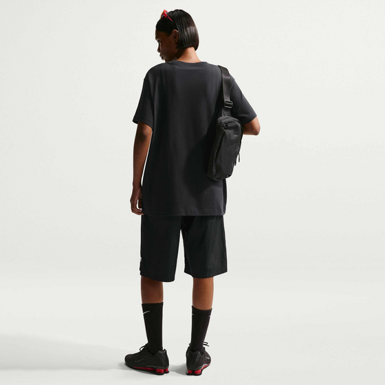 NIKE Women's Oversized T-shirt Sportswear Classic på