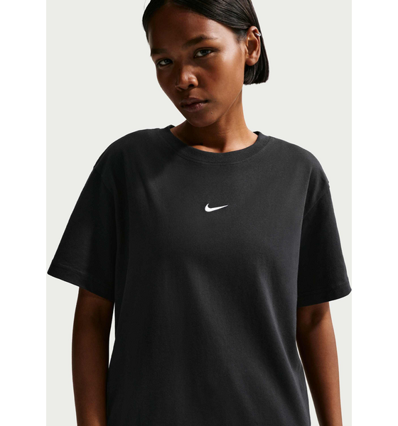 NIKE Women's Oversized T-shirt Sportswear Classic på