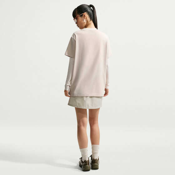 NIKE Women's Oversized T-shirt Sportswear Classic på