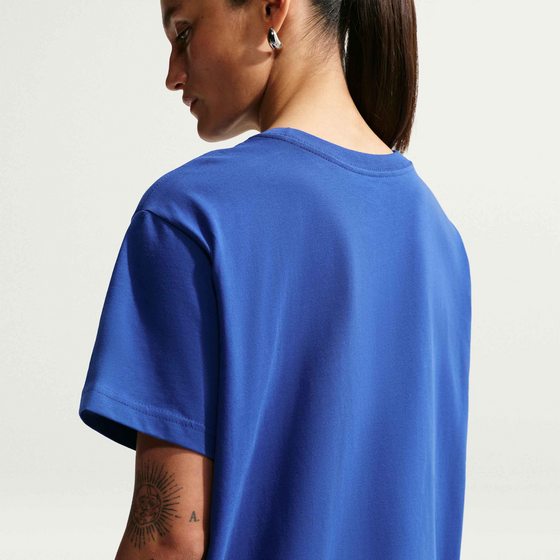 NIKE Women's Oversized T-shirt Sportswear Classic på