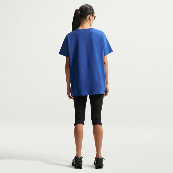 NIKE Women's Oversized T-shirt Sportswear Classic på