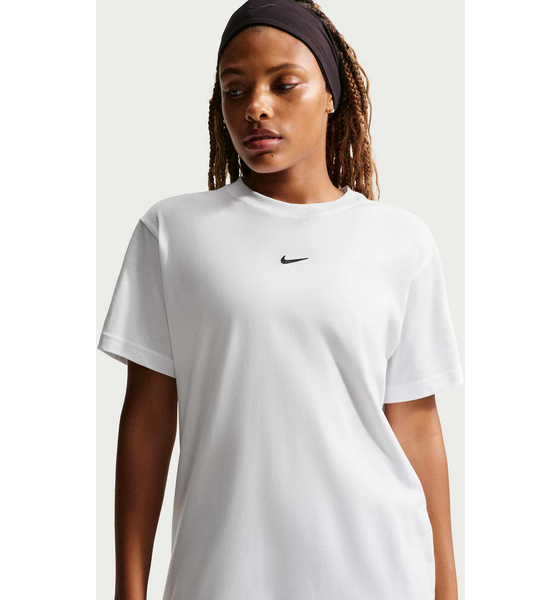 NIKE Women's Oversized T-shirt Sportswear Classic på