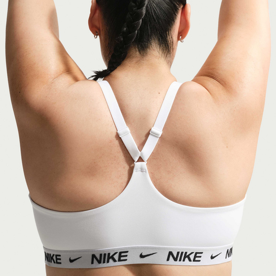 NIKE Women's Padded Adjustable Sports Bra (plus Size) Indy Light-support på