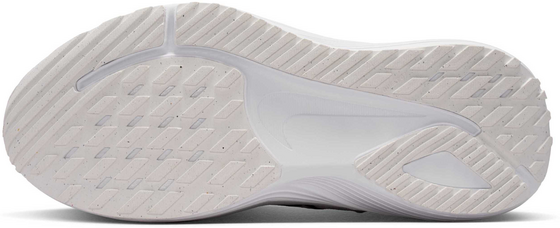 NIKE Women's Road Running Shoes Quest 7 på