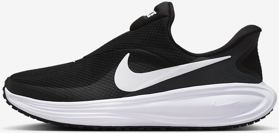 NIKE Women's Road Running Shoes Revolution 8 Easyon på
