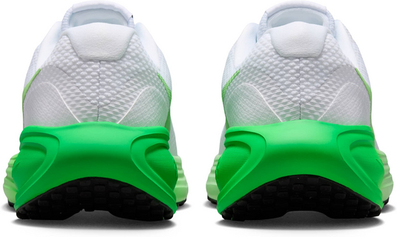 NIKE Women's Road Running Shoes Revolution 8 på