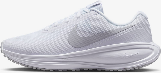 NIKE W Revolution 8 på