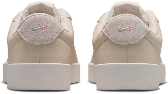 NIKE Women's Shoes Court Heritage Se 'stitched Floral' på