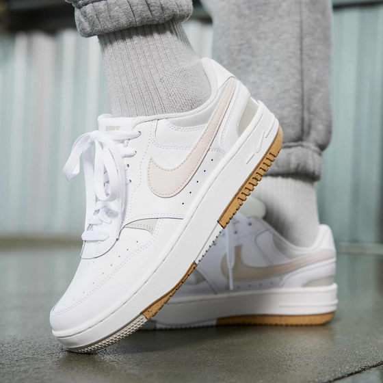 NIKE Women's Shoes Gamma Force på
