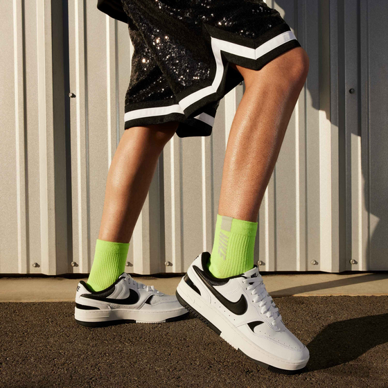 NIKE Women's Shoes Gamma Force på