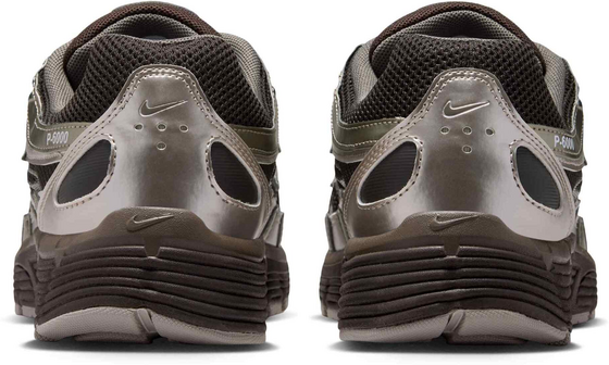 NIKE Women's Shoes P-6000 på