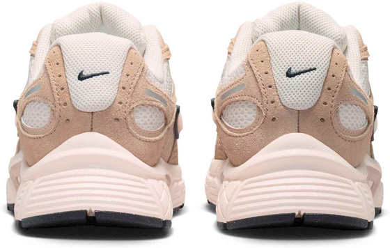 NIKE Women's Shoes V5 Rnr Suede på