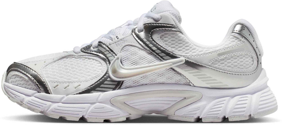 NIKE Women's Shoes With Reflective Design Accents V5 Rnr på