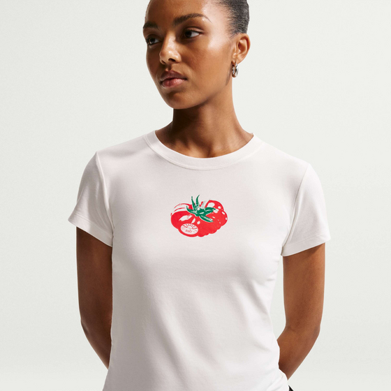 NIKE Women's Slim Mod-cropped T-shirt Sportswear Chill Knit på