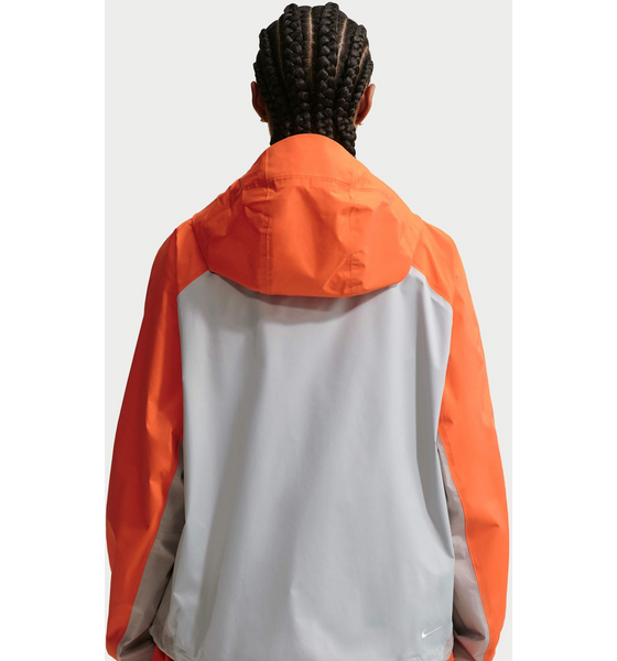 NIKE Women's Storm-fit Adv Jacket Acg Phantazma på