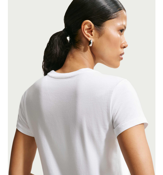 NIKE Women's T-shirt Sportswear Chill Knit på