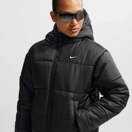 NIKE Women's Therma-fit Loose Hooded Jacket Sportswear Classic Puffer på