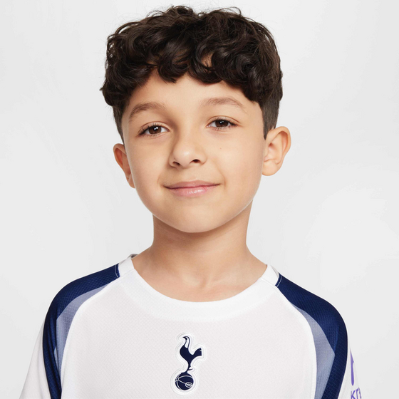 NIKE Younger Kids' Football Replica 3-piece Kit Tottenham Hotspur 2025/26 Stadium Home på