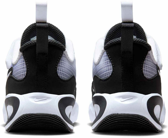NIKE Younger Kids' Shoes Air Max Nova på