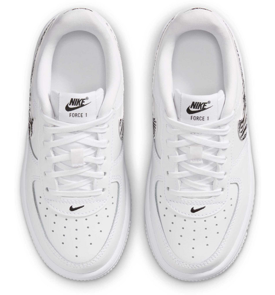 NIKE Younger Kids' Shoes Force 1 Low på