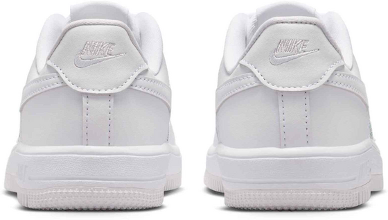 NIKE Younger Kids' Shoes Force 1 Low på