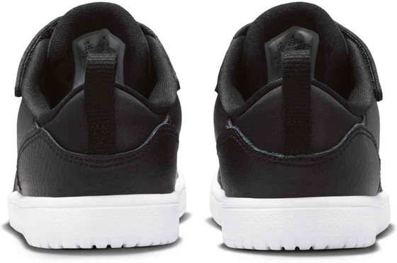JORDAN Younger Kids' Shoes Jordan Court Connect Low på