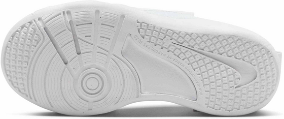 NIKE Younger Kids' Shoes Omni Multi-court på