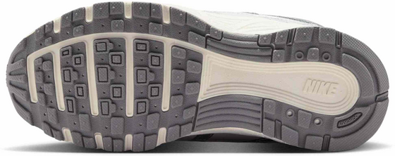 NIKE Younger Kids' Shoes P-6000 på