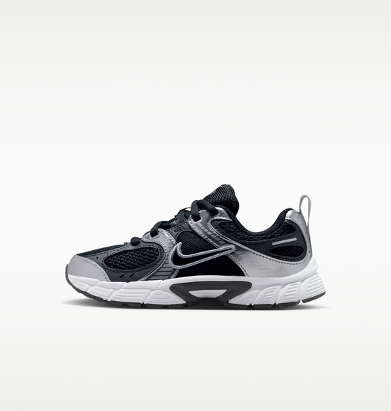 NIKE Younger Kids' Shoes V5 Rnr på