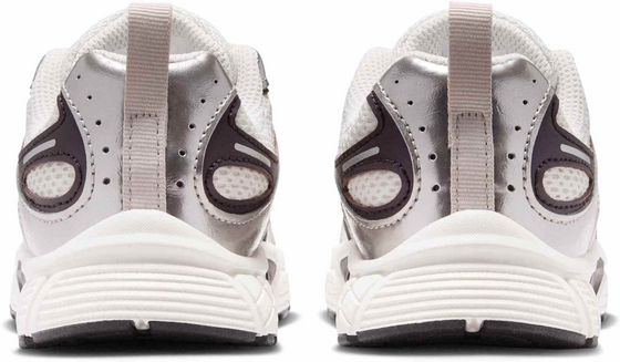 NIKE Younger Kids' Shoes V5 Rnr på