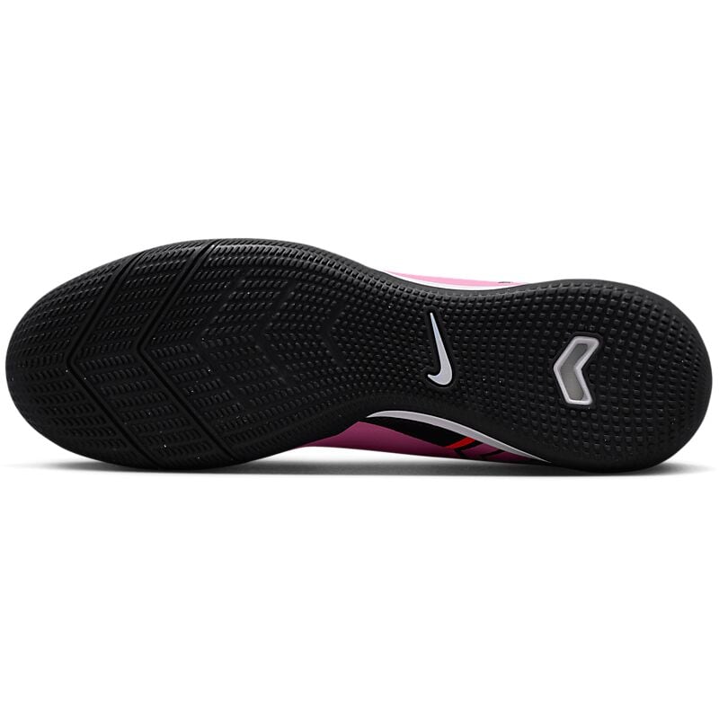 NIKE Zoom Vapor 16 Academy Ic på