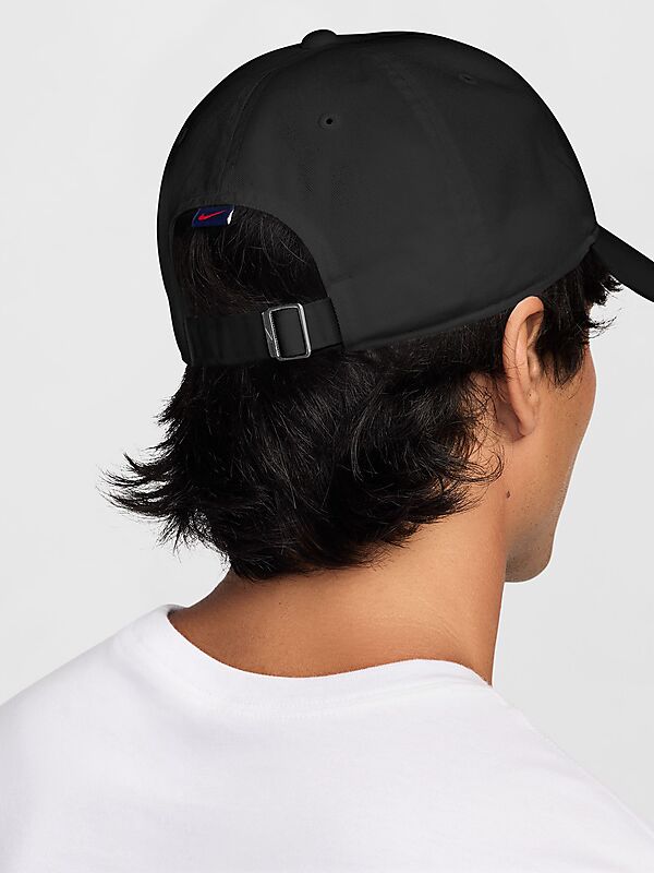 NIKE U NK CLUB CAP CB COURT på