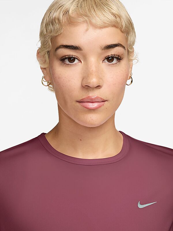 NIKE Nike Tempo Women's Dri-Fit Short Sleeve på