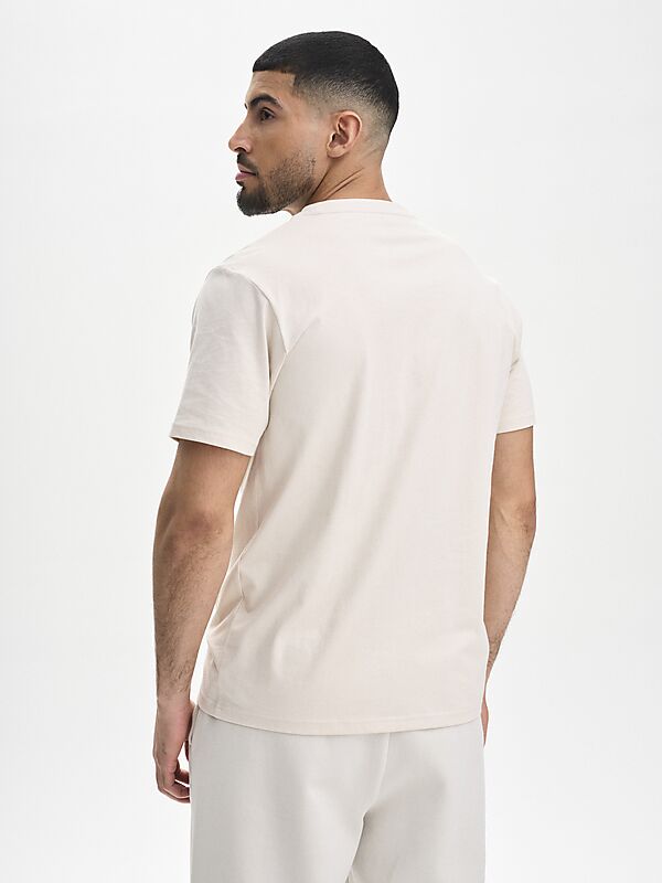 SOC M GRAPHIC TEE på